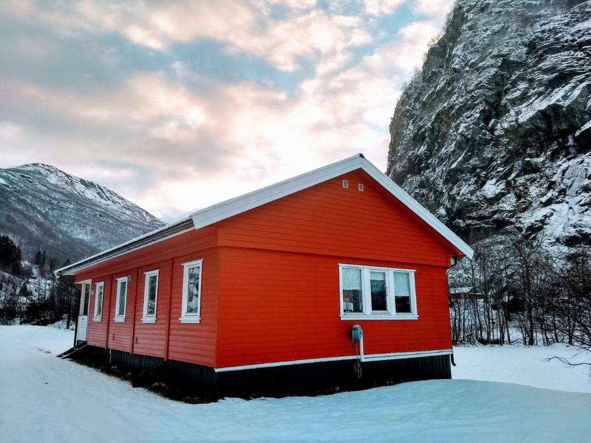 Steinsholen Holiday Home Flåm Extérieur photo